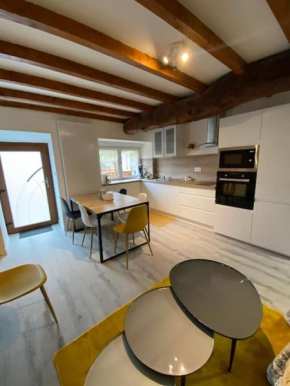 Jolie maison de campagne à la ville chez TINAT